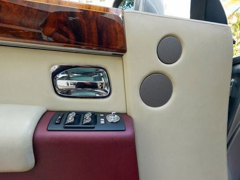 Used 2013 Rolls-Royce Phantom Sedan image 50