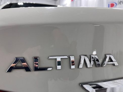 Used 2016 Nissan Altima 2.5 S w/ Power Driver Seat Package image 19