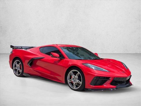 Used 2021 Chevrolet Corvette Stingray Coupe w/ 1LT RWD image 3