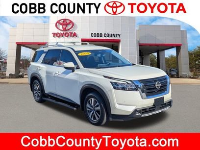 Used 2023 Nissan Pathfinder SL
