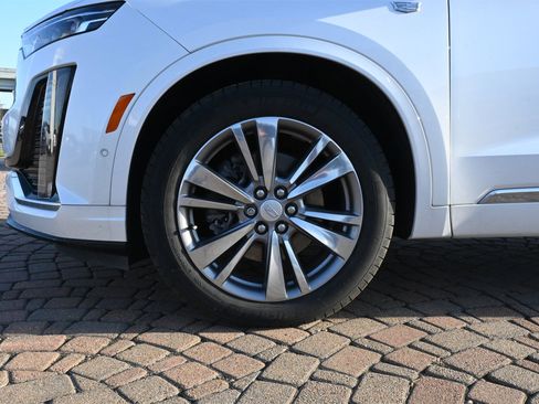 New 2024 Cadillac XT6 Premium Luxury w/ Technology Package image 29