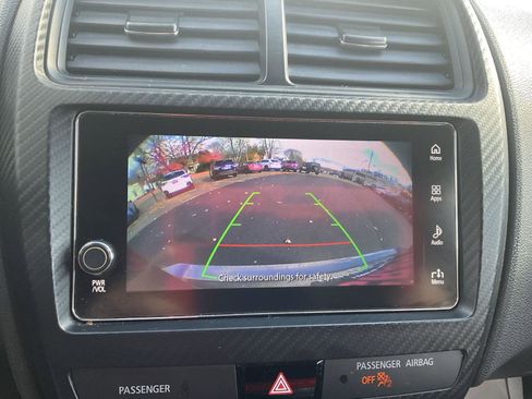 Used 2018 Mitsubishi Outlander Sport SE image 19