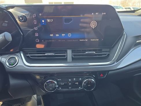 New 2026 Chevrolet Trax ACTIV w/ Driver Confidence Package FWD image 15