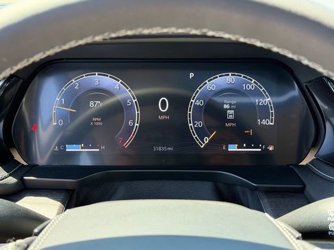 Certified 2023 Jeep Grand Cherokee L Overland w/ MOPAR Finishing Package AWD/4WD image 13