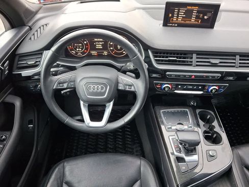 Used 2018 Audi Q7 3.0T Prestige w/ Prestige Package image 27