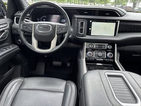 Used 2022 GMC Yukon XL Denali AWD/4WD image 21