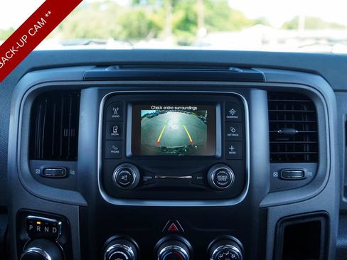Used 2019 RAM 1500 Express w/ Express Value Package AWD/4WD image 10