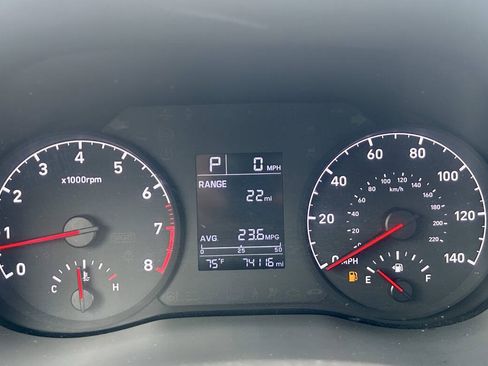 Used 2022 Hyundai Accent SE FWD image 17