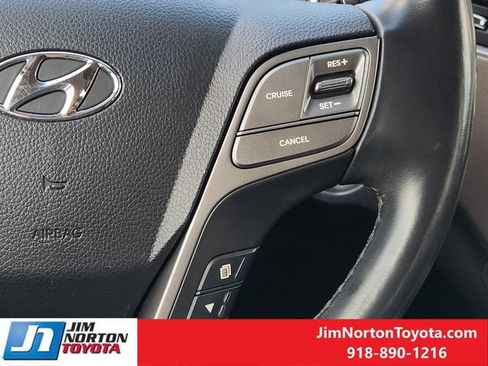 Used 2017 Hyundai Santa Fe Limited w/ Cargo Package AWD/4WD image 28