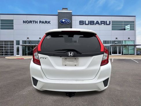 Used 2016 Honda Fit LX image 4