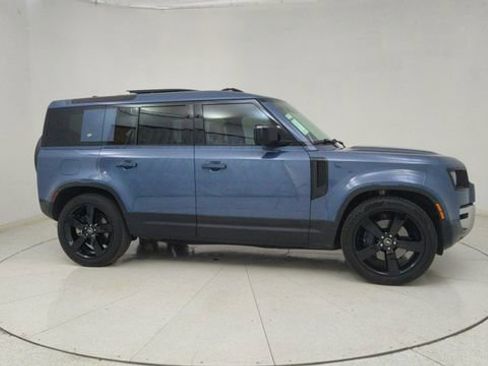 Used 2024 Land Rover Defender 110 SE image 67