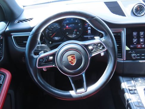 Used 2018 Porsche Macan GTS AWD/4WD image 6