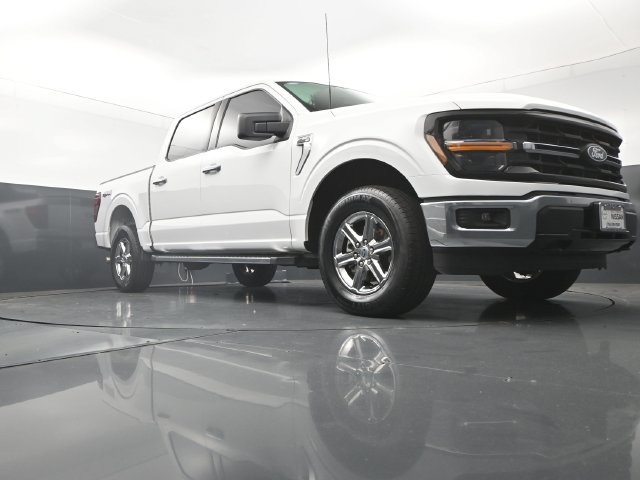 Used 2025 Ford F150 XLT w/ Equipment Group 301A Standard AWD/4WD image 29