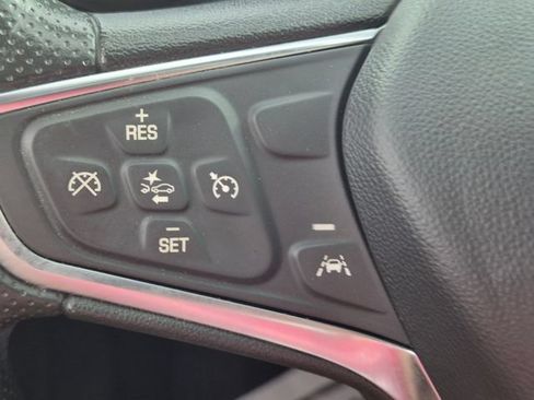 Used 2024 Chevrolet Malibu LT FWD image 17