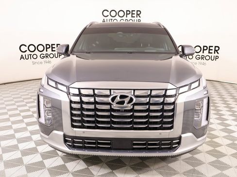 Used 2023 Hyundai Palisade Calligraphy w/ Winter Package image 10