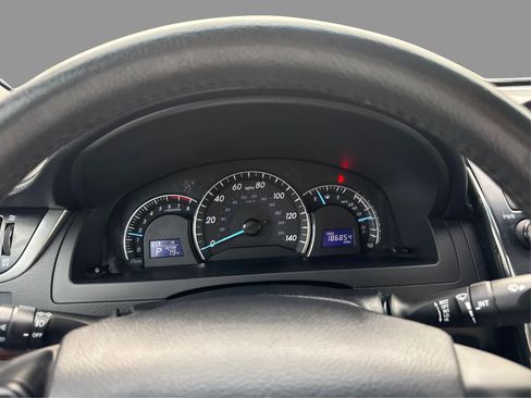 Used 2012 Toyota Camry XLE FWD image 20