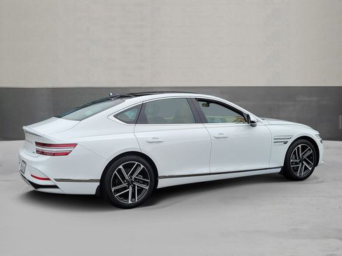 Certified 2026 Genesis G80 2.5T Advanced AWD/4WD image 2