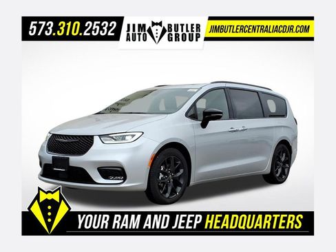 New 2026 Chrysler Pacifica Limited w/ S Appearance Package image 1