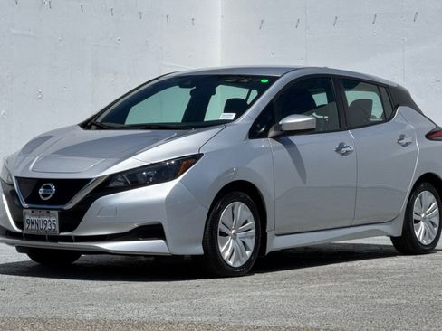 Used 2022 Nissan Leaf S FWD image 7