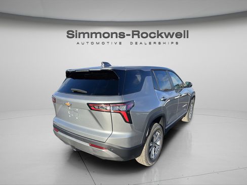 New 2026 Chevrolet Equinox LT image 7