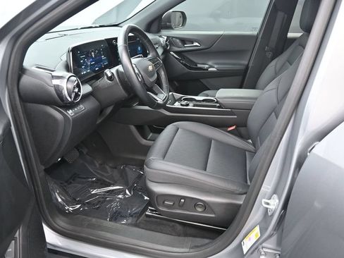 Used 2026 Chevrolet Equinox LT w/ Convenience Package II AWD/4WD image 13