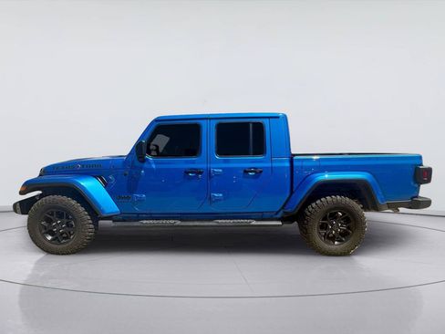 Used 2024 Jeep Gladiator Sport AWD/4WD image 9