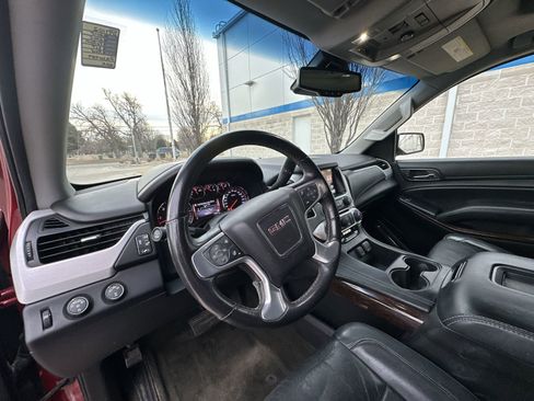 Used 2015 GMC Yukon SLT image 10