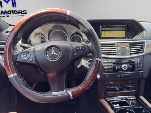 Used 2011 Mercedes-Benz E 350 Sedan image 11