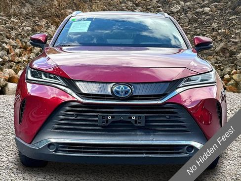 Used 2021 Toyota Venza XLE w/ Carpet Mat Package (TMS) AWD/4WD image 3