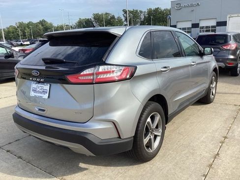 Used 2024 Ford Edge SEL w/ Convenience Package AWD/4WD image 12