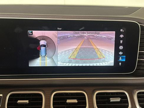 Certified 2020 Mercedes-Benz GLE 450 4MATIC image 32