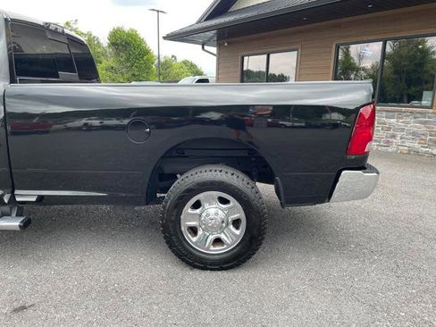 Used 2018 RAM 2500 SLT image 4