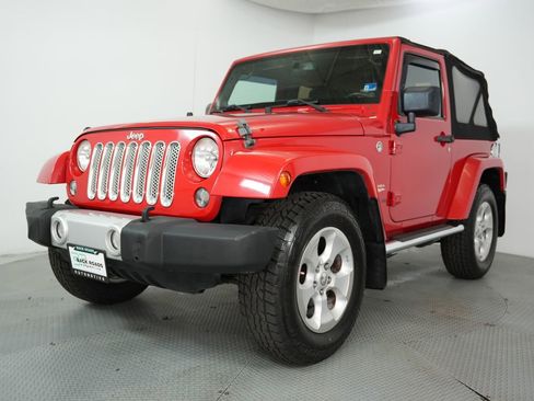 Used 2014 Jeep Wrangler Sahara w/ Mopar Chrome Edition Group image 3
