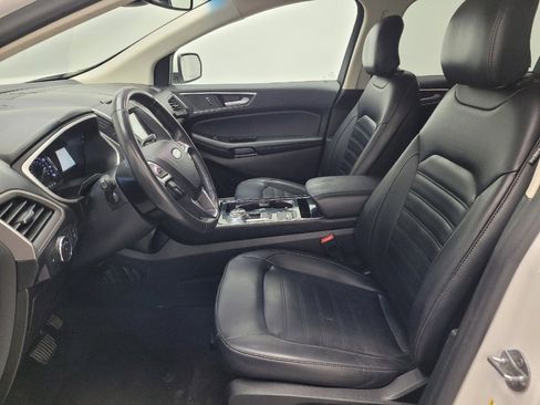 Used 2019 Ford Edge SEL w/ Equipment Group 201A FWD image 17