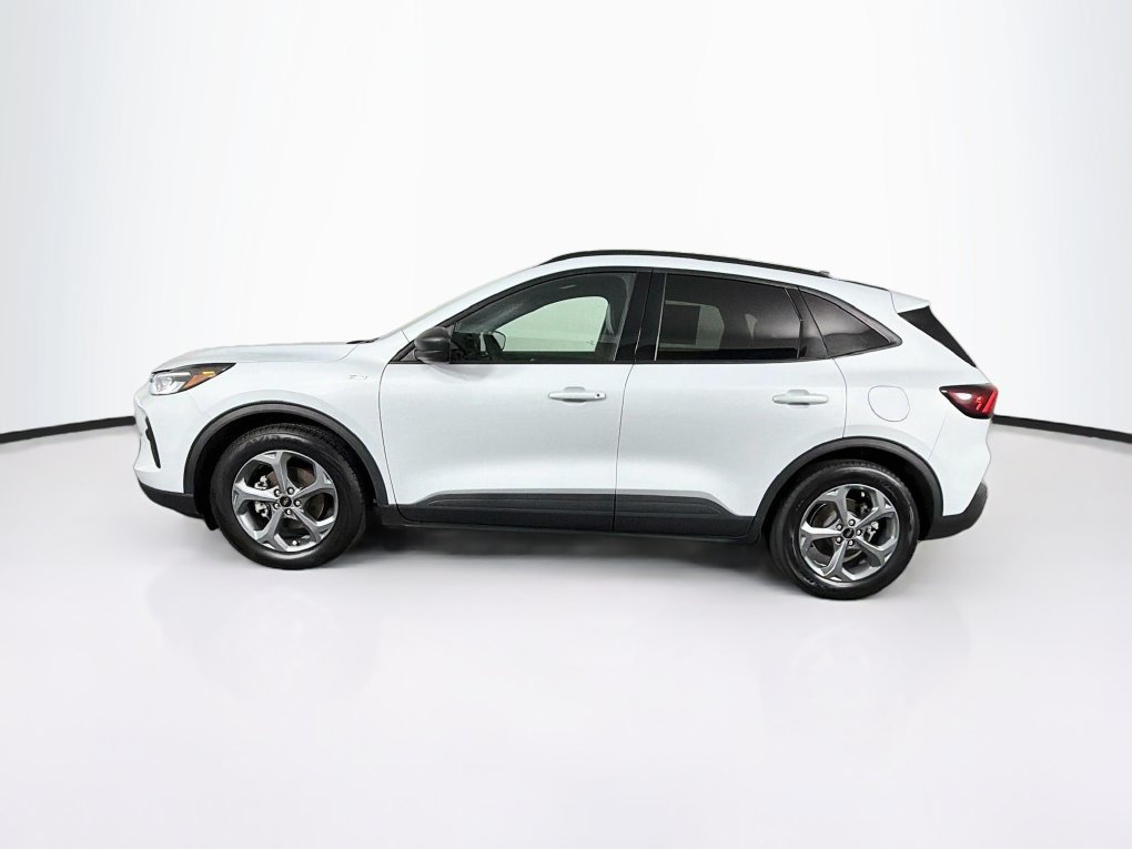 Used 2025 Ford Escape ST-Line FWD image 6