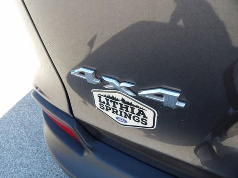 Used 2022 Jeep Cherokee Latitude Lux w/ Sun & Sound Group image 16