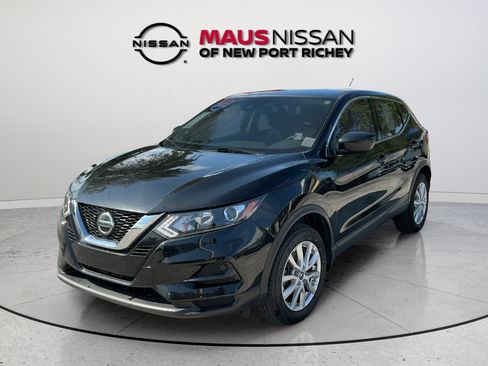 Certified 2022 Nissan Rogue Sport S FWD image 3