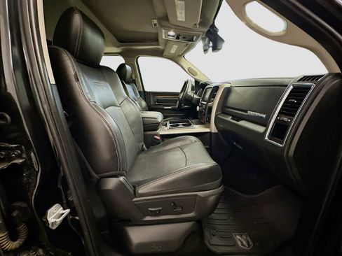 Used 2015 RAM 1500 Laramie w/ Convenience Group image 33