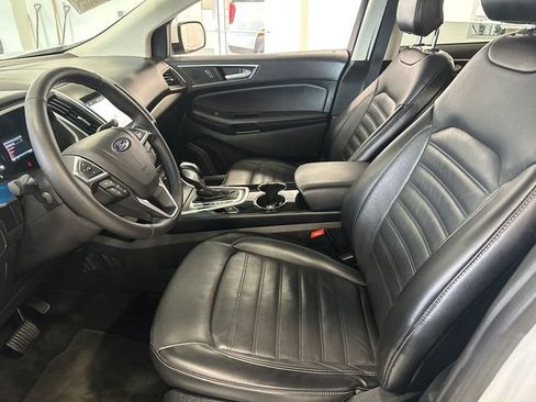 Used 2017 Ford Edge SEL w/ Equipment Group 201A image 28