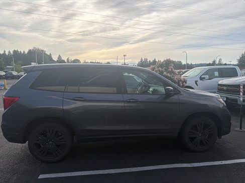 Used 2019 Honda Passport Sport image 5