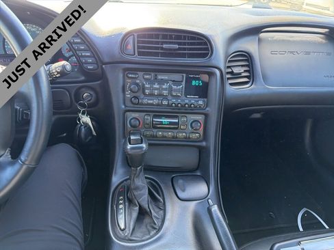 Used 1999 Chevrolet Corvette Convertible w/ Memory Pkg image 12