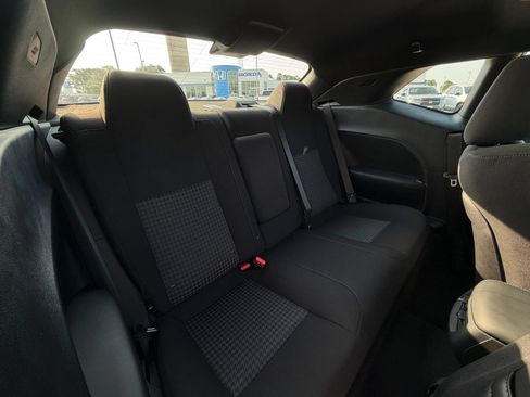 Used 2022 Dodge Challenger R/T w/ Shaker Package RWD image 28
