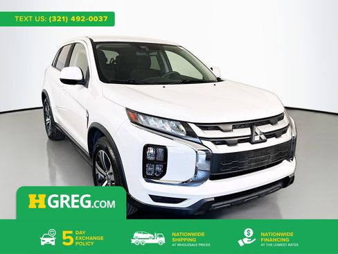 Used 2021 Mitsubishi Outlander Sport ES image 1