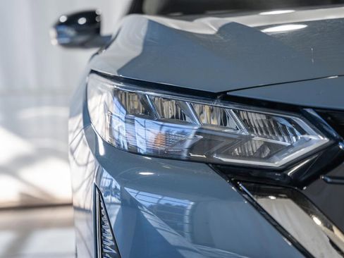 Used 2024 Nissan Sentra SR w/ Lighting Package image 14