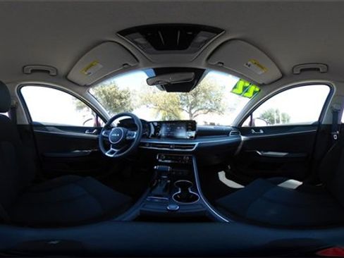 Used 2022 Kia K5 LXS image 13
