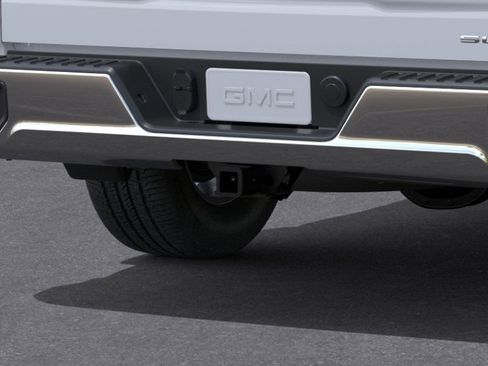 New 2026 GMC Sierra 1500 SLT image 15