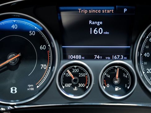 Used 2017 Bentley Continental GT image 47