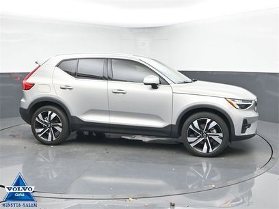 Used 2023 Volvo XC40 B5 Plus w/ Driver Assist Package