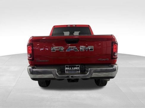 Used 2026 RAM 2500 Big Horn AWD/4WD image 7