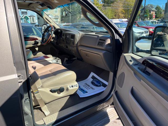 Used 2003 Ford Excursion Limited AWD/4WD image 16